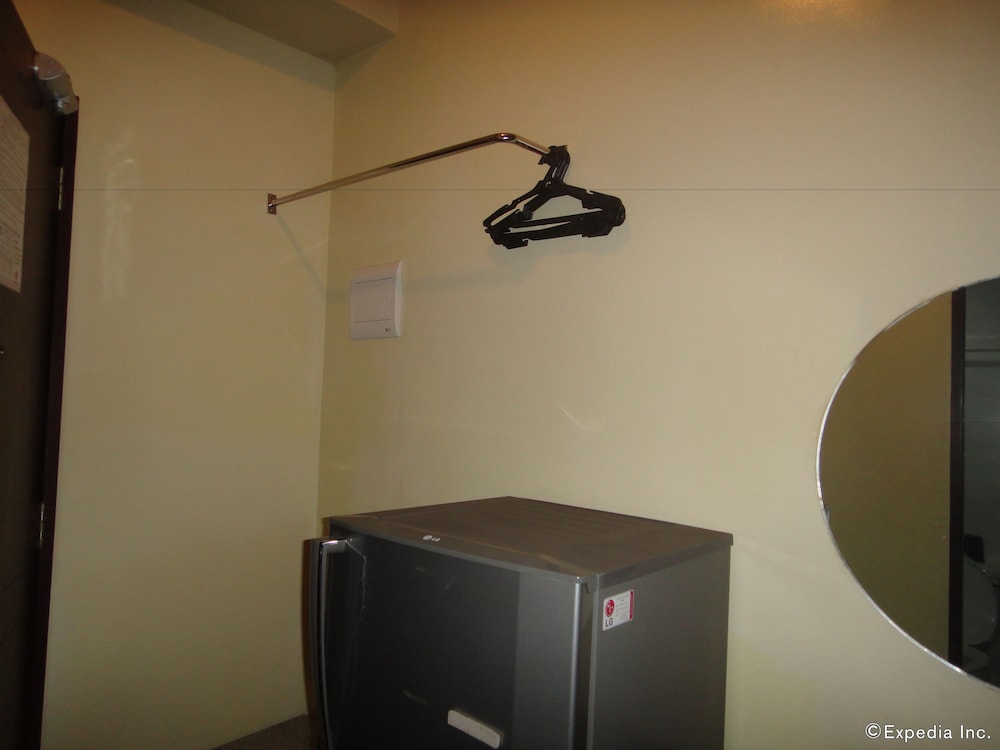 Cebu Vacations - Express Inn - Cebu Hotel - Property Image 9