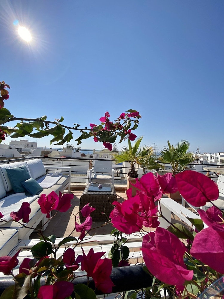 Zenit Guest House