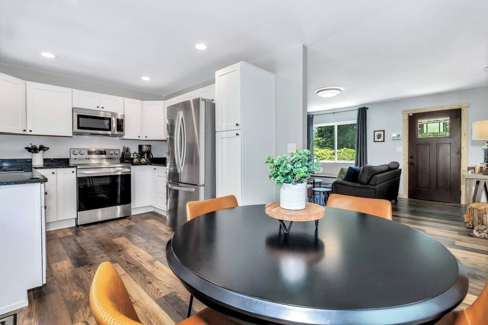 Bear Walk Cottage in Black Mountain