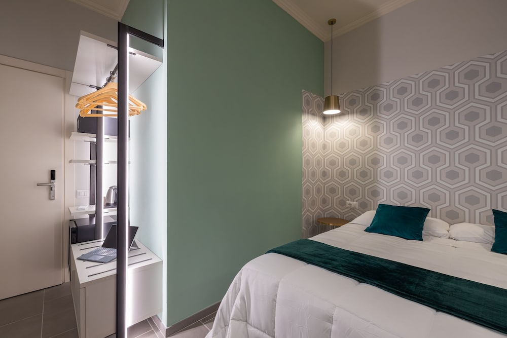 Morpheus Rooms