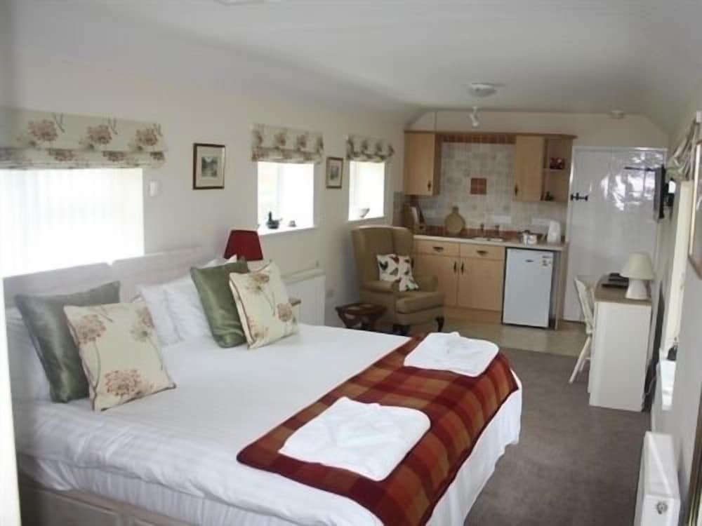 Warminster Vacations - Home Farm - Property Image 4