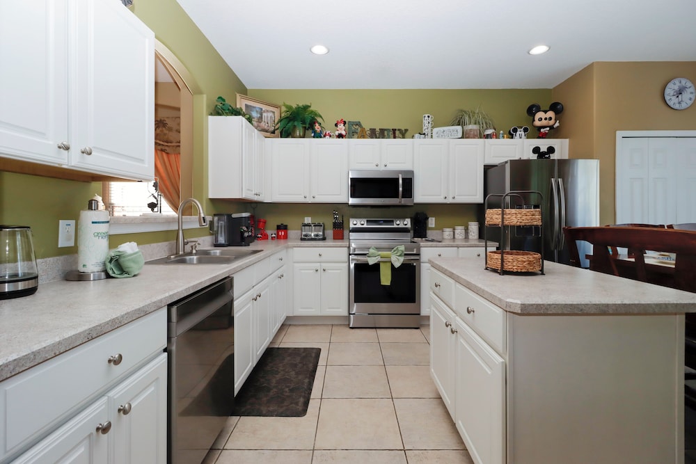 7 Bedrooms Perfect For Large Families Or Groups!