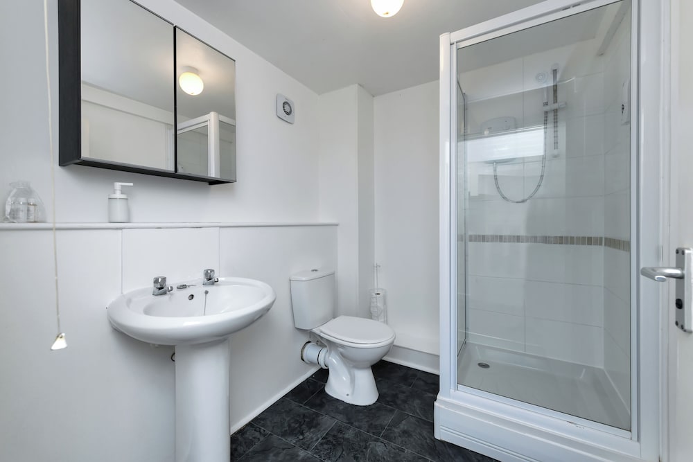 Montpellier Road 125