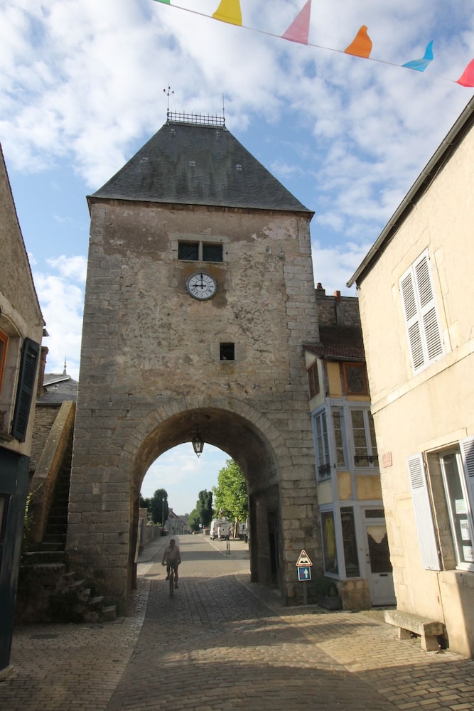 Photo 18