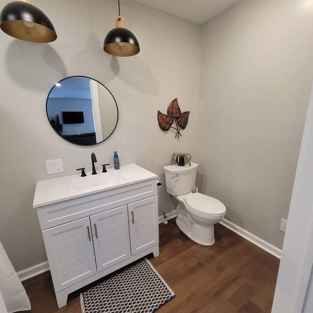 Luxury Downtown Indy Spa Bath Coffee Bars