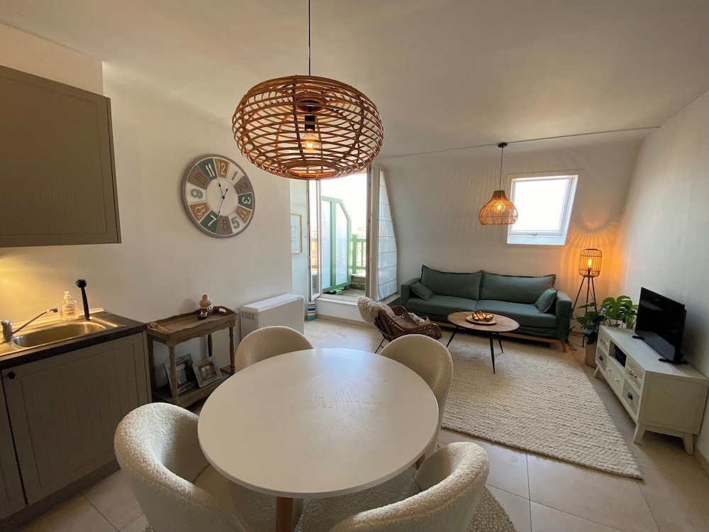 Apartment in Nieuwpoort Near Flemish Coast