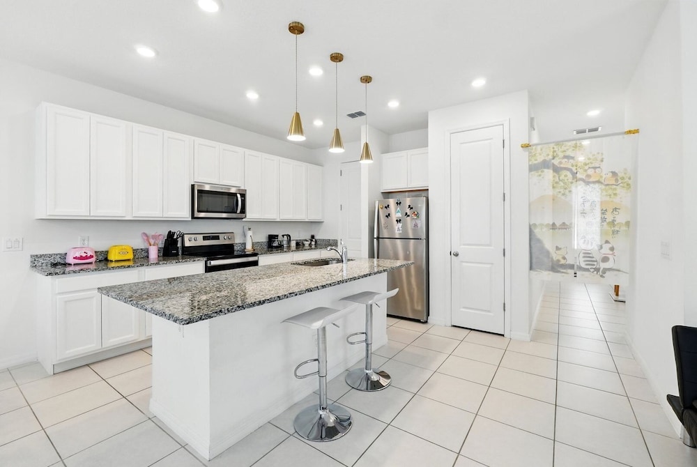 1421ds-the Enclaves At Festival 3 Bedroom Townhouse