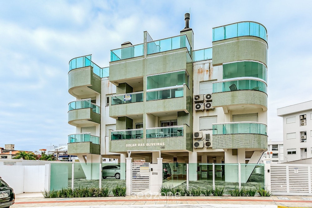 Lindo e Espacoso Apartamento nos Ingleses Sdo206