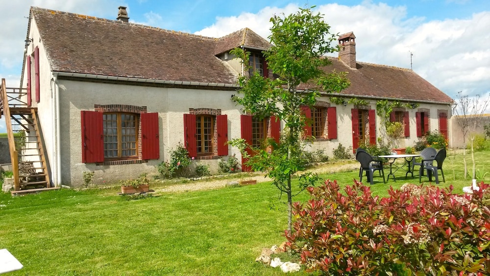 La Grande-Motte Vacations - La Longere aux Volets Rouges - Property Image 1
