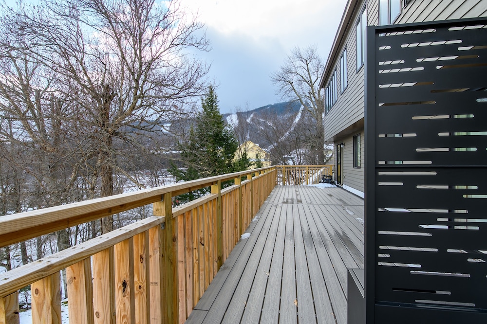 6 Village Edge 2 Bedroom Condo