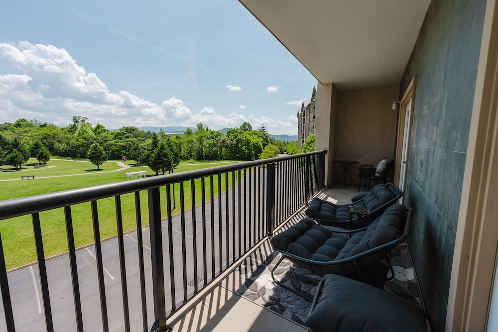 A Beary Good Getaway 2 Bedroom Condo