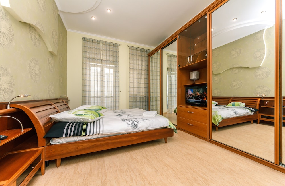 Kyiv Apartments