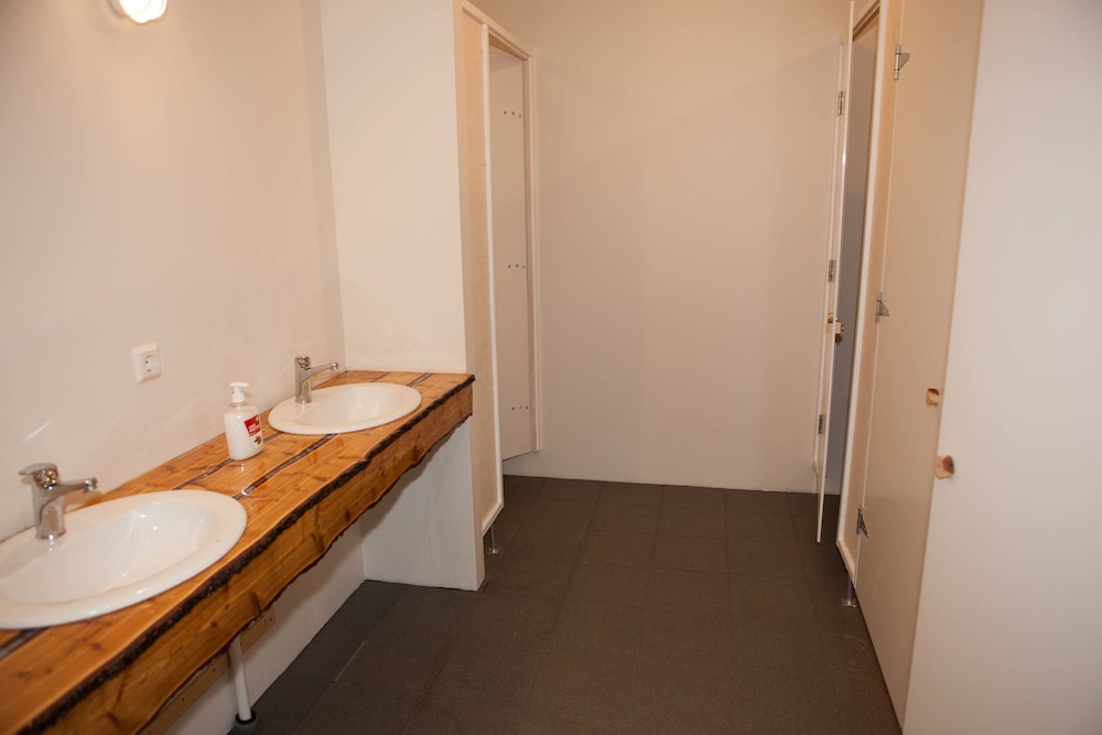 Mjóanes accomodation