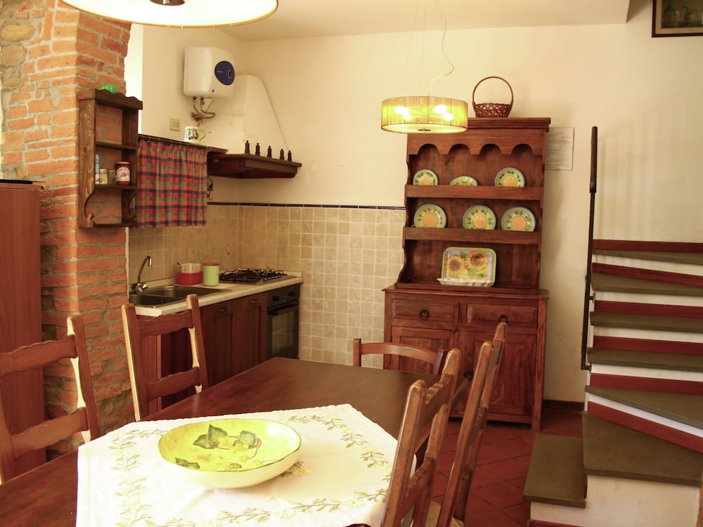 Holiday Home in Tuscany With Pool & Garden