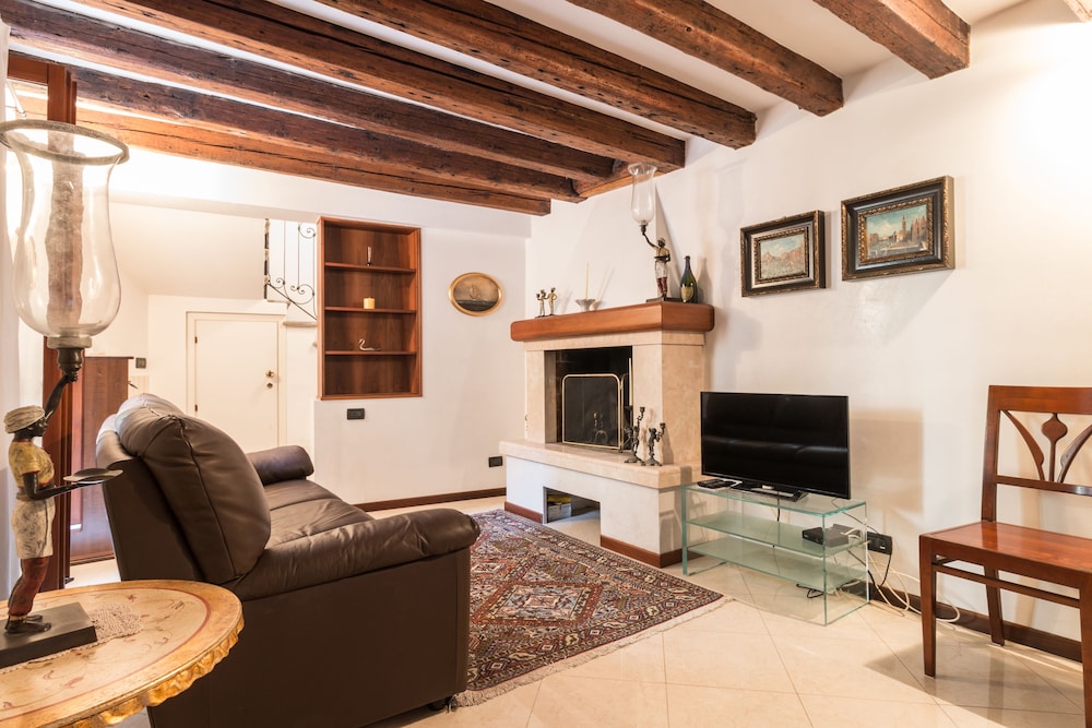 Serenissima Authentic Venice photo 3