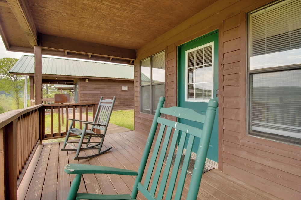 Mtn-view Porch: Arkansas Cabin Near White River