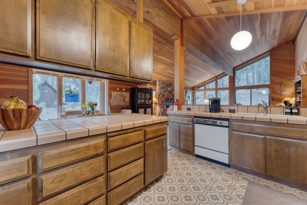 Northstar Hideaway by Avantstay 5mins to Skiing!