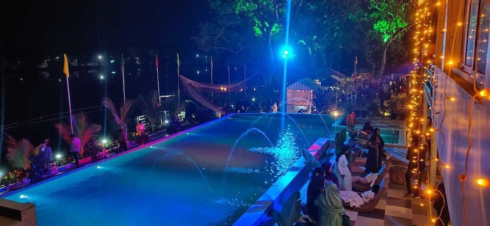 VILAS CLUB RESORT