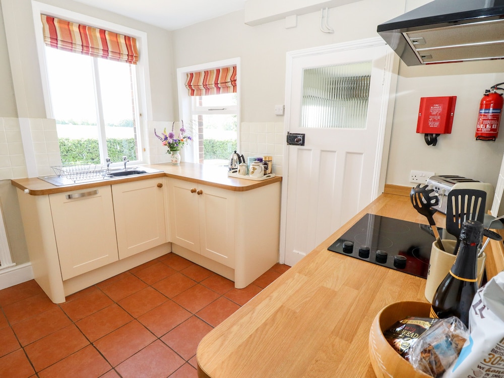 East Farm Cottage