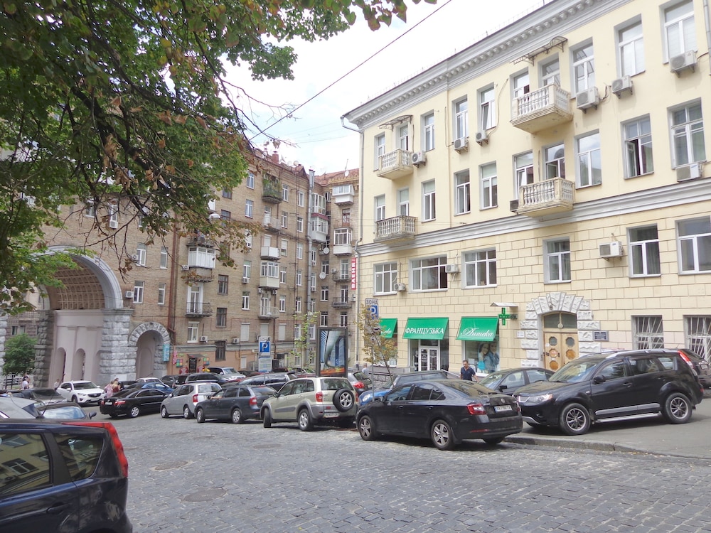 Baseina Apartments