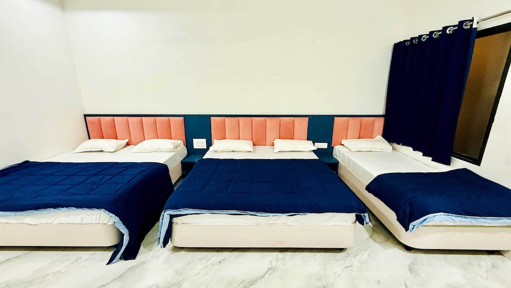 Hotel Raj Inn