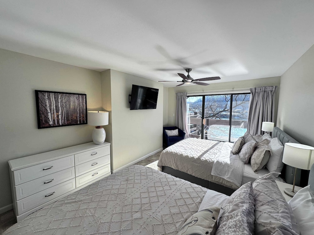 Ozark Escape - Enjoy Resort-style Fun