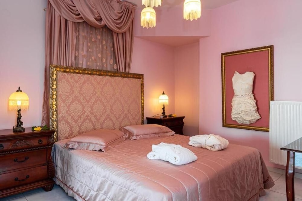 EXPLOR Mansion - Inclusive Experience view 5