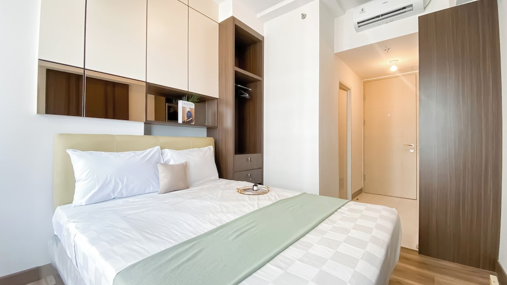 Good Choice and Comfy Studio Tokyo Riverside PIK 2 Apartment