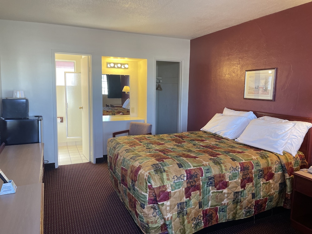 Travel Inn view 3