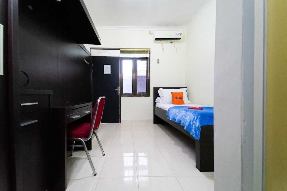 KoolKost Syariah near Botani Square Mall view 4