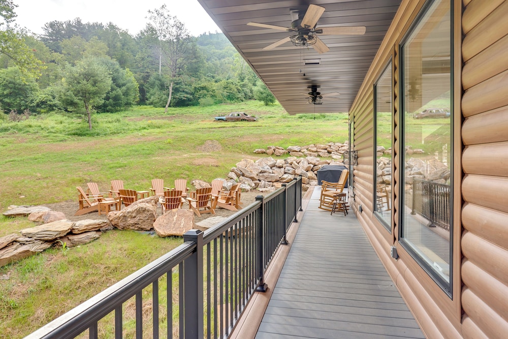 Resting Eagle Cabin w/ Mtn Views in PA Wilds