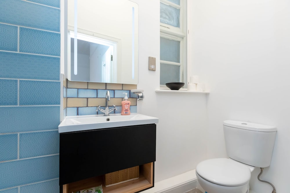 Central 2 Bedroom Apartment Near Old Street
