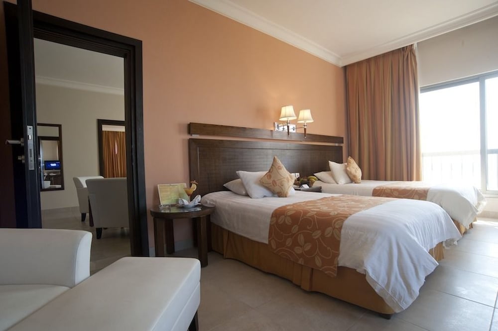 Sweimeh Vacations - Dead Sea Spa Hotel - Property Image 5