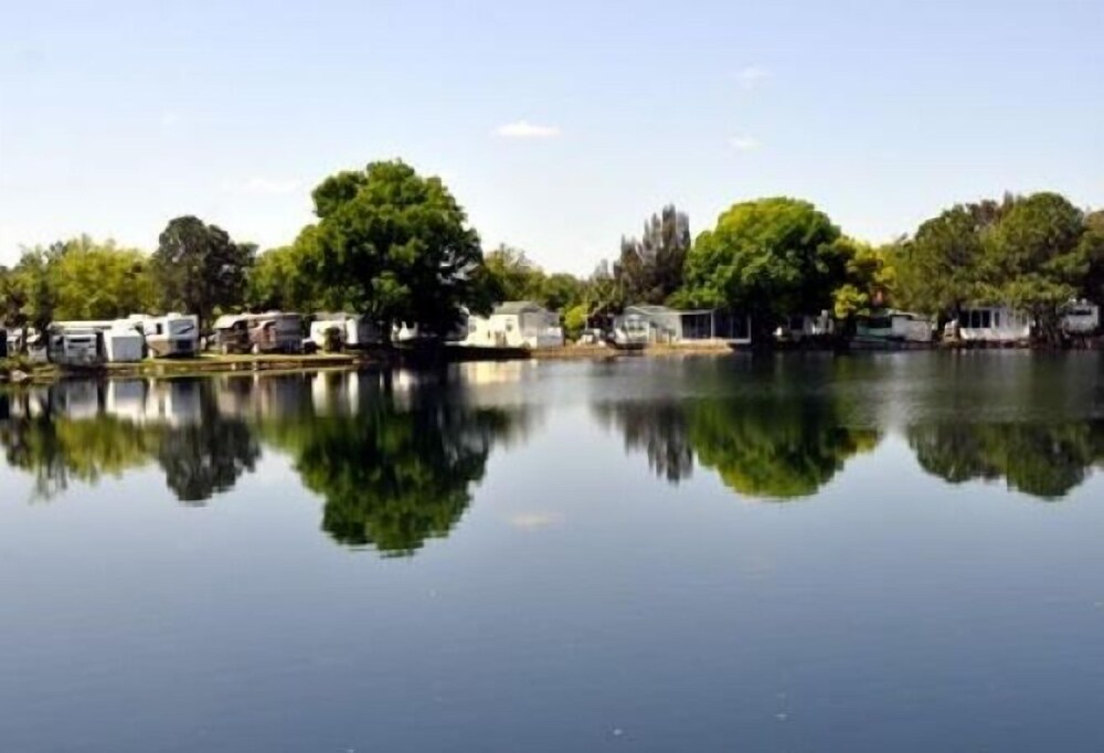 Winter Quarters Pasco RV Resort - Campground