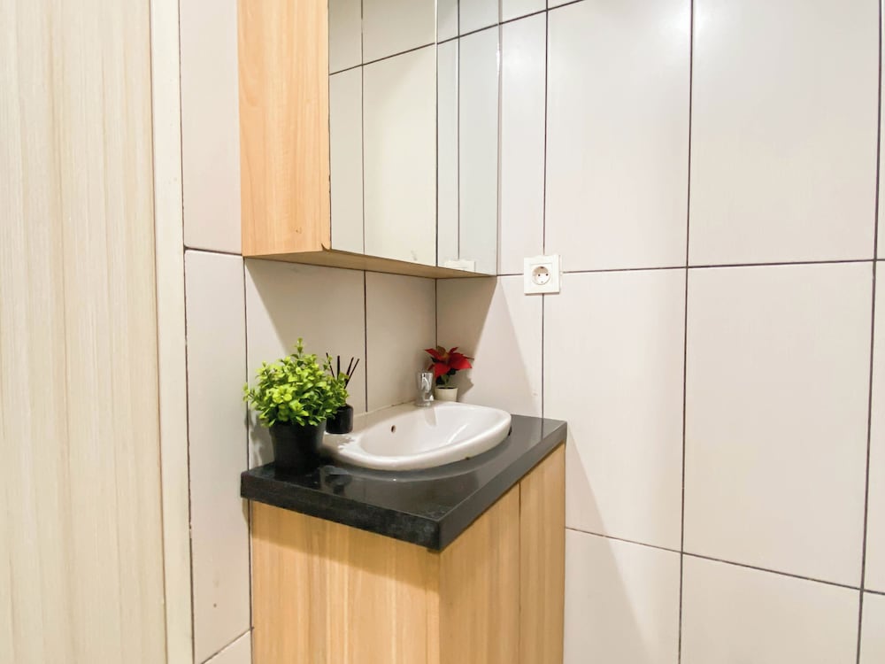 Simple And Homey 2Br At Grand Kamala Lagoon Apartment