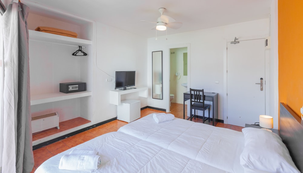 Hostal Baleàric - Adults Only