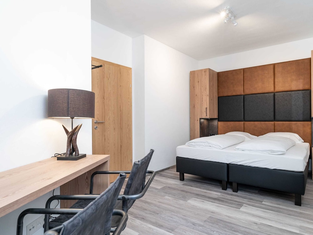 Luxury Chalet with Sauna near Ski Area in Salzburg view 3
