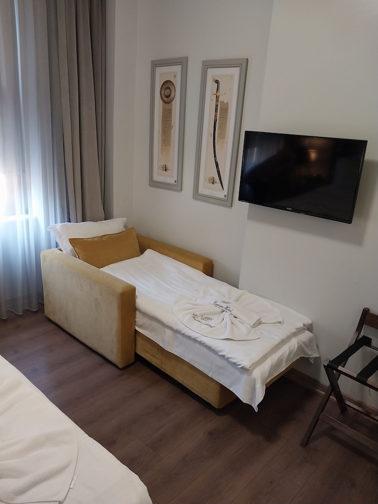 Ferman Pera - Image 51