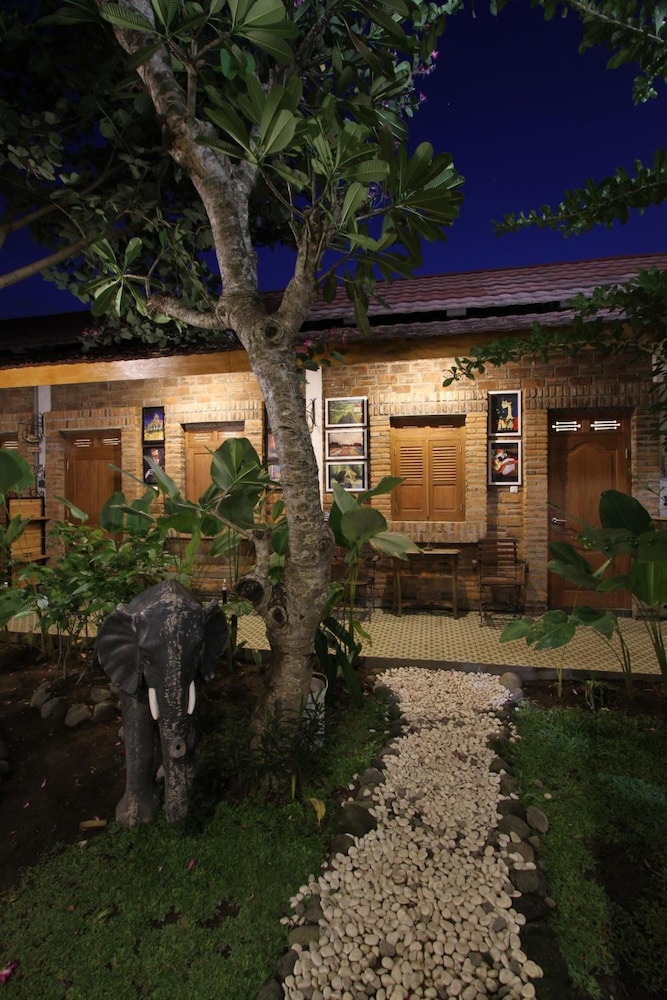 Ndalem Bebekan Guesthouse