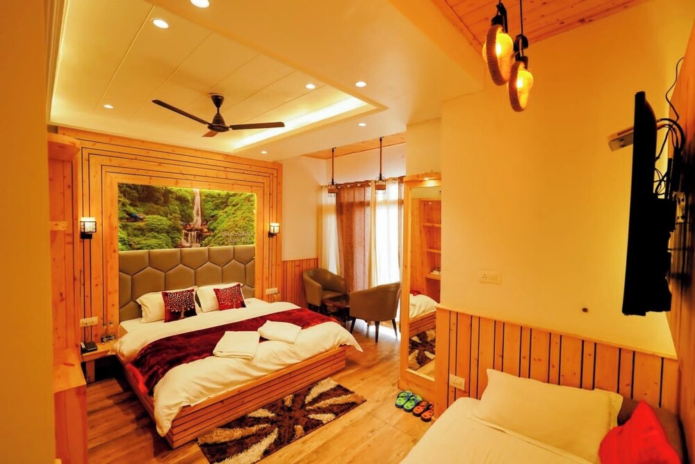 Lord Krishna Boutique Stay