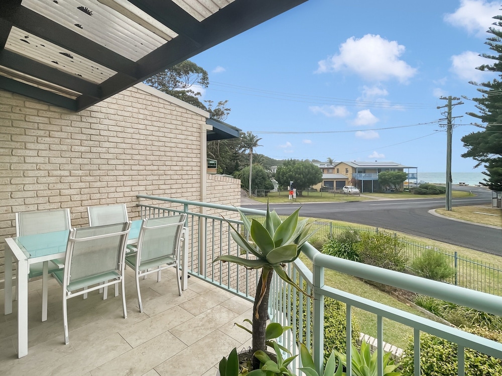 2-bed Townhouse With Outdoor Area