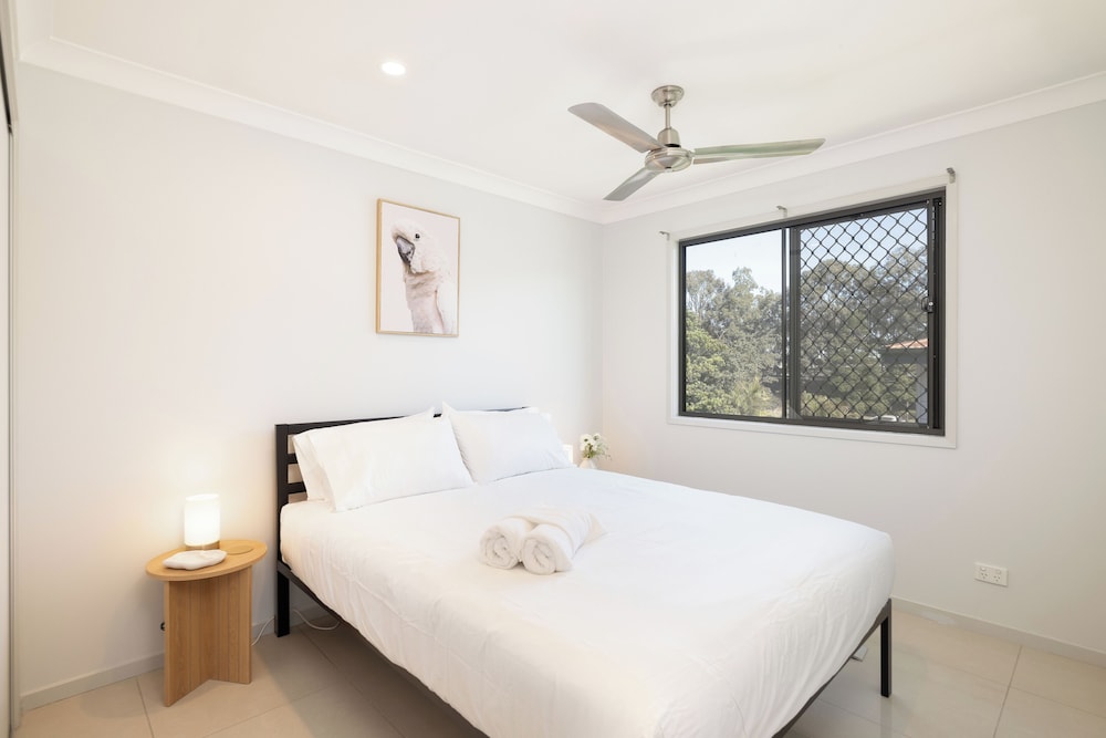 Smart Suites Self Check-in Apartments - 19 Darnley