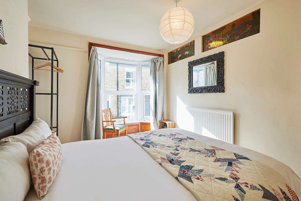 Host Stay Gray Street