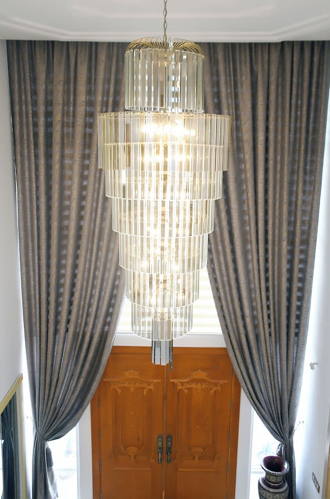 L'Orchidée - Luxury Suites