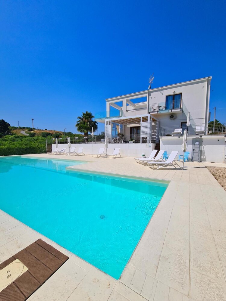 Villa Landolina