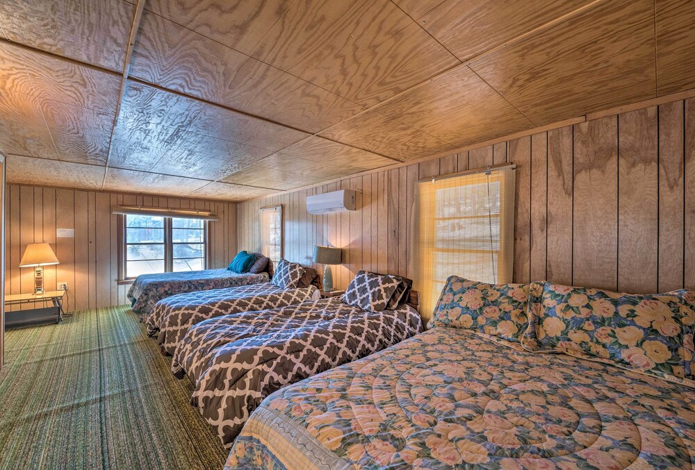 Ruidoso Cabin w/ Forest Views & Covered Porch view 5