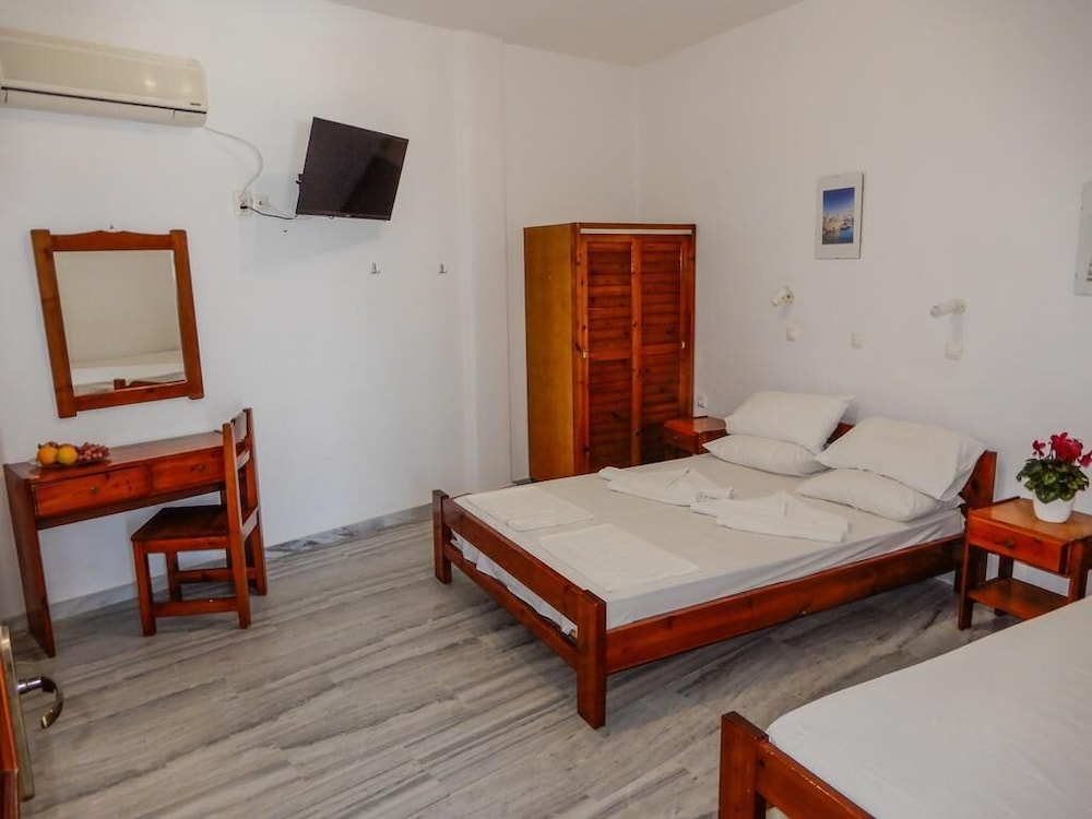 Ioanna Rooms
