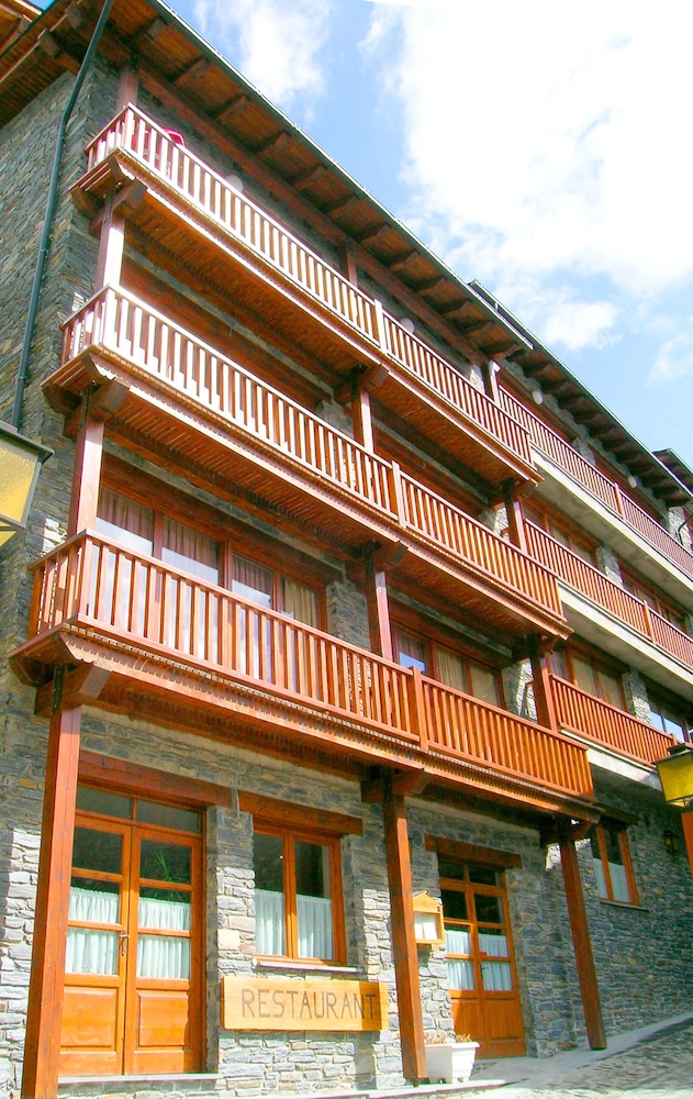 Apartamentos Ona Dorada el Tarter