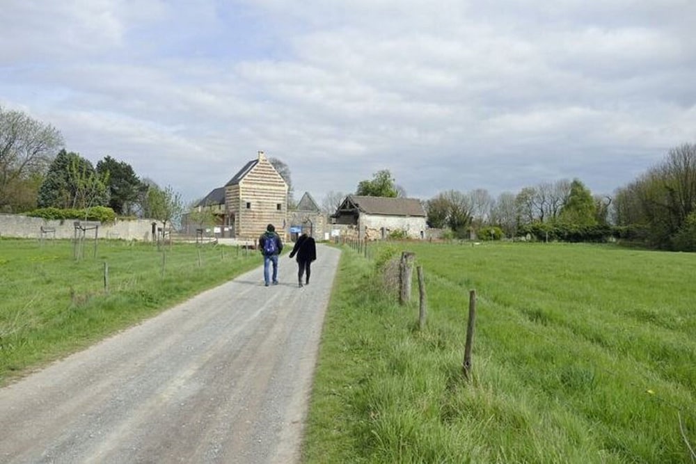 Photo 9