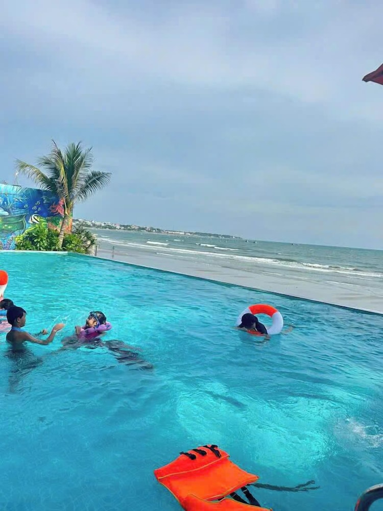 BayView Resort & VIllas